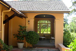 Image: Front verandah at Calthorpes' House 